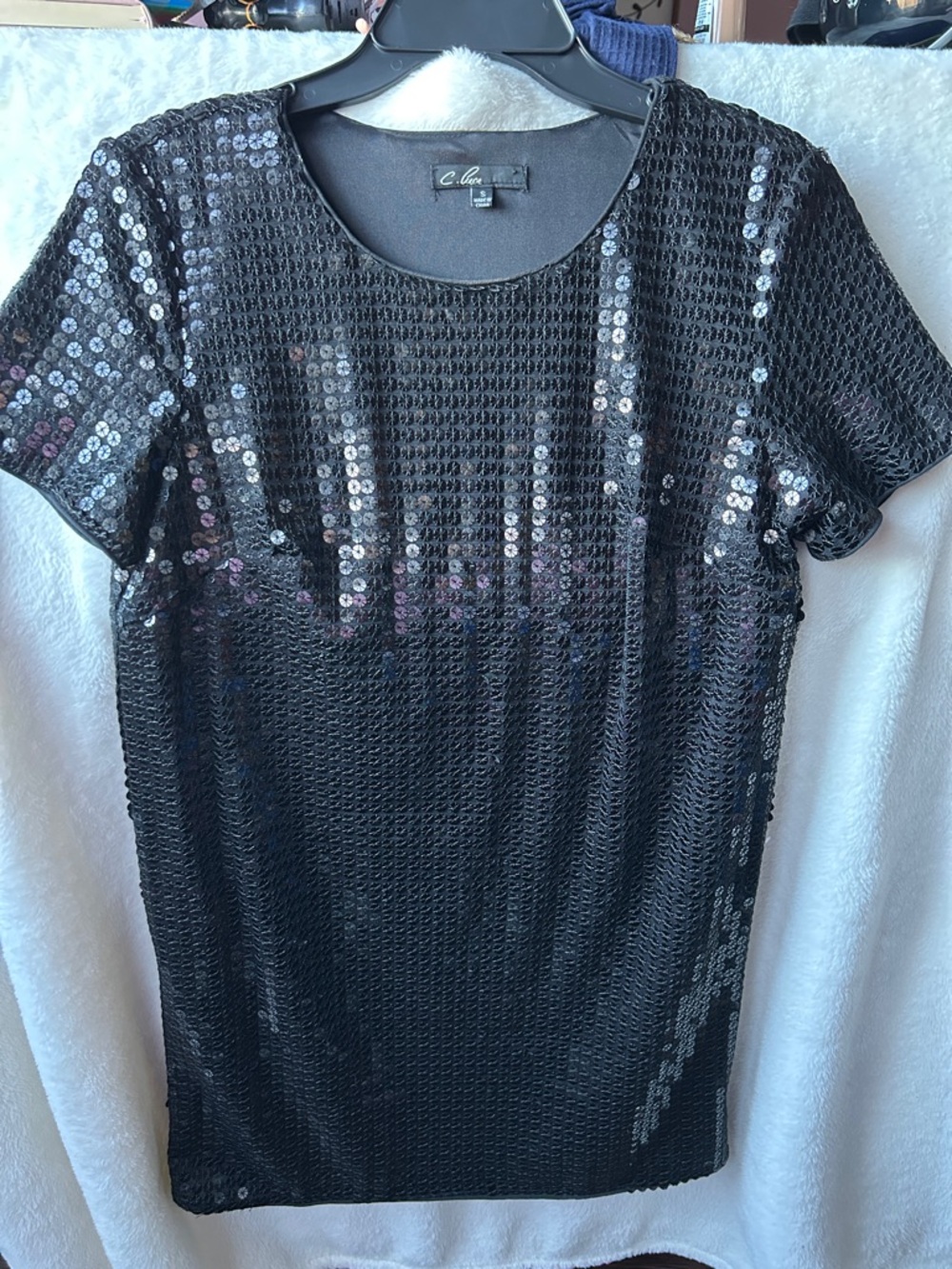 C. Luce Black Sequin Short Sleeve sheeth dress